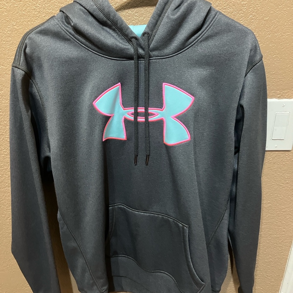 XL Under Armour Hoodie